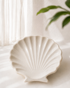 Shell Accessories Plate | صَحْن الإِكْسِسْوَارَات الصَّدَفَة
