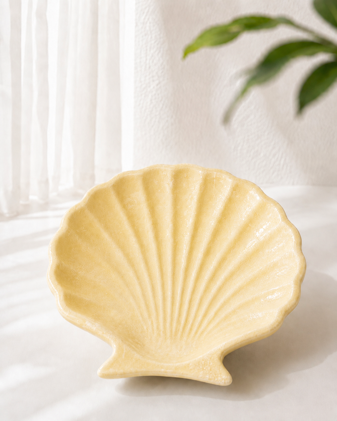 Shell Accessories Plate | صَحْن الإِكْسِسْوَارَات الصَّدَفَة