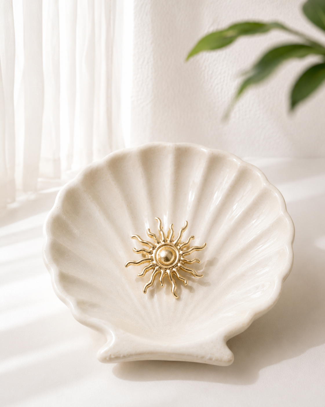 Sun Brooch|بْرُوش الشَّمْس