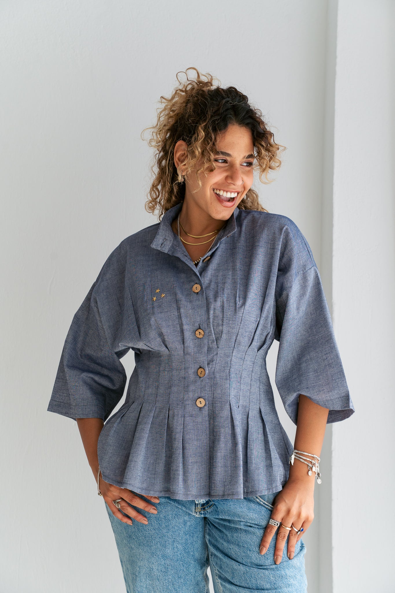 Shams shirt|شَمْس قَمِيص