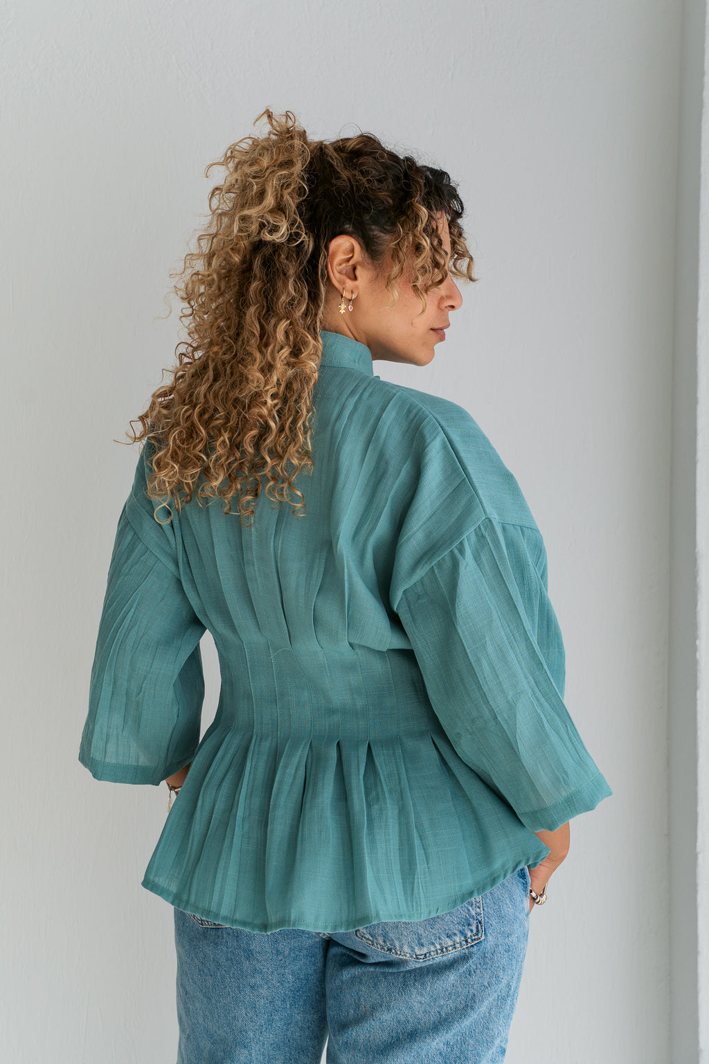 Shams shirt|شَمْس قَمِيص