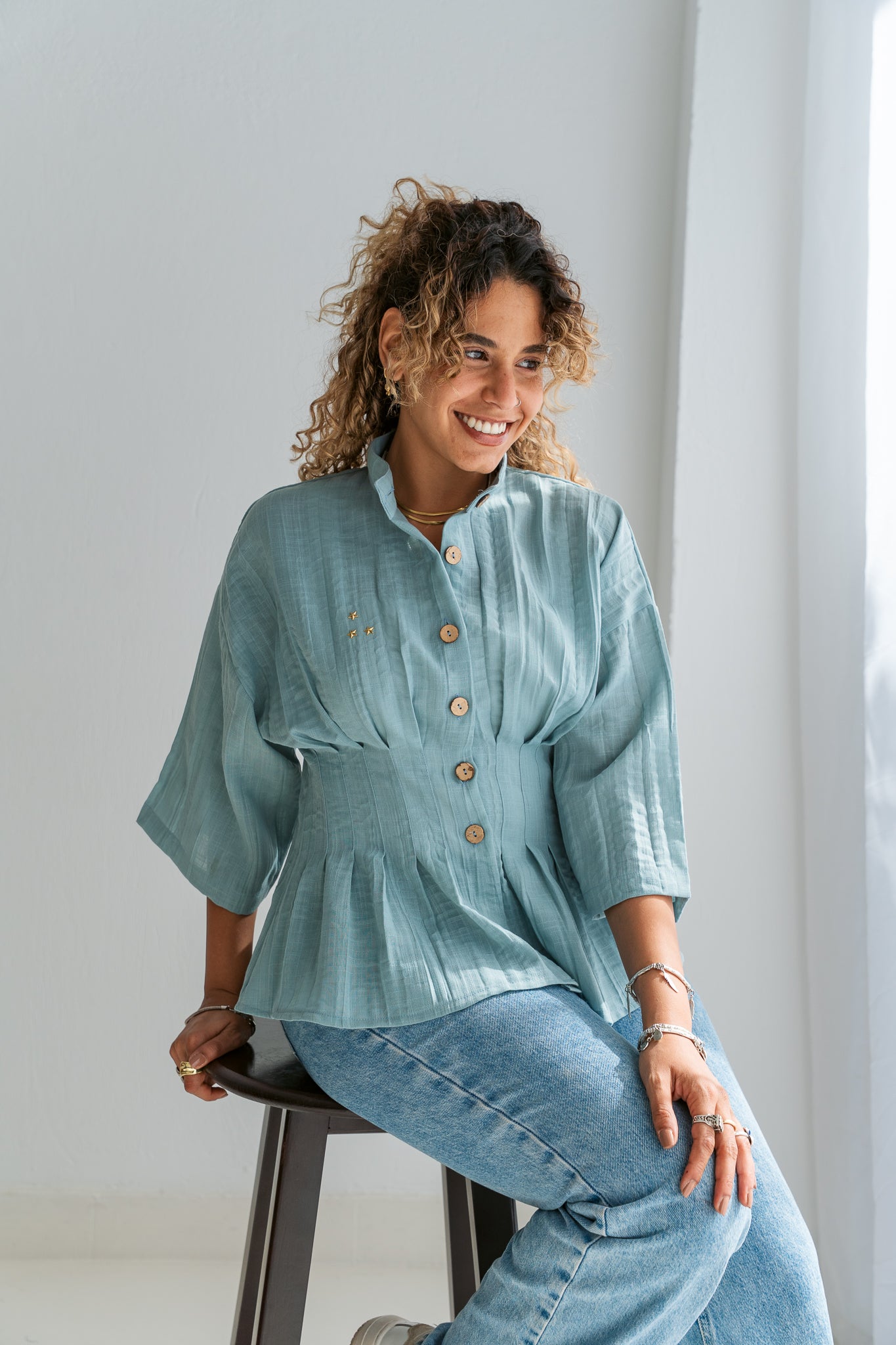 Shams shirt|شَمْس قَمِيص