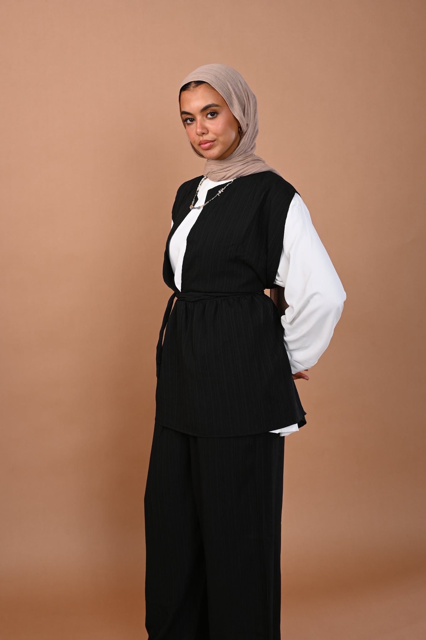 قَمَر بَنطَلون – Qamar Pants