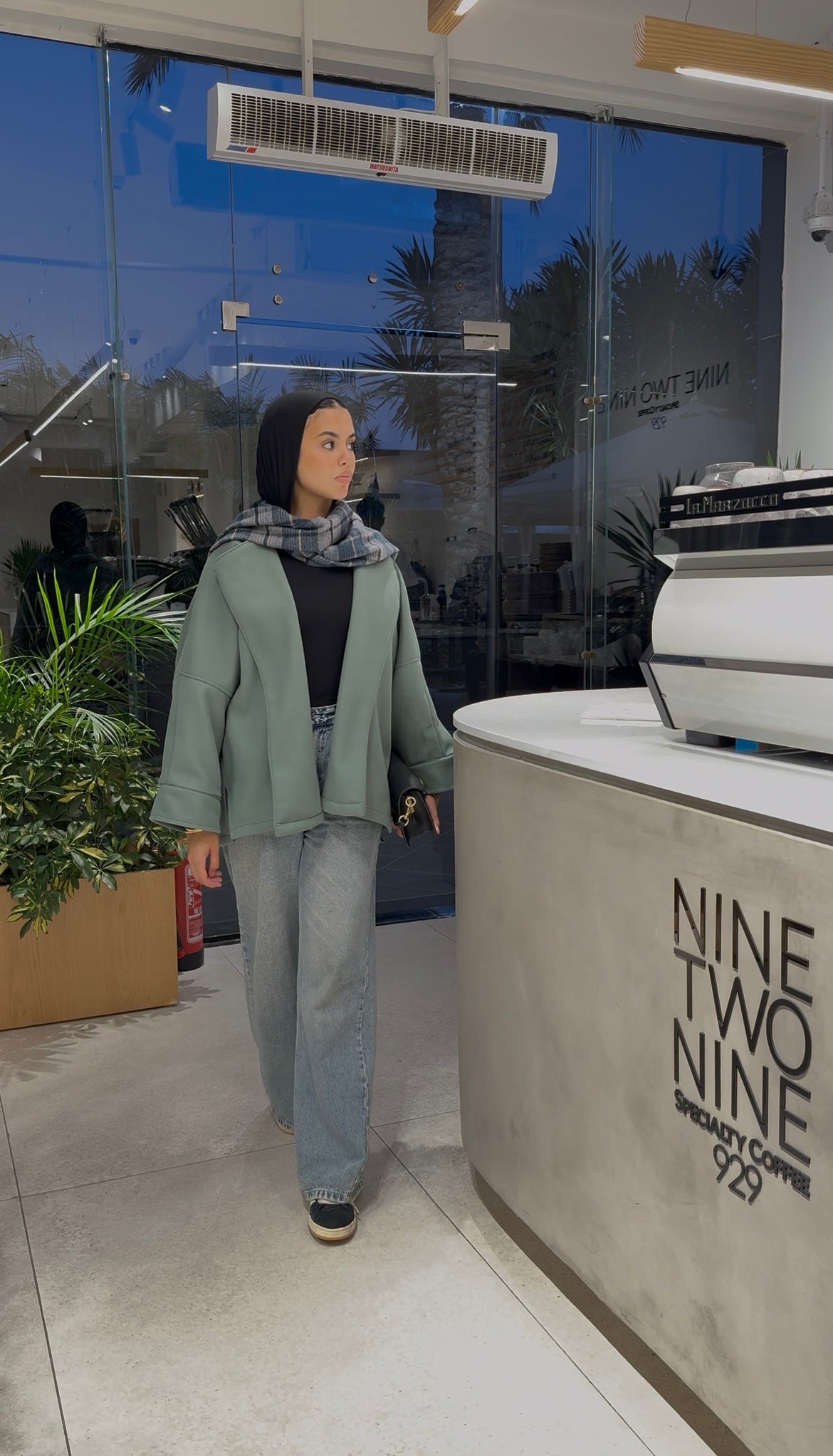 Rawnq - رَونَق