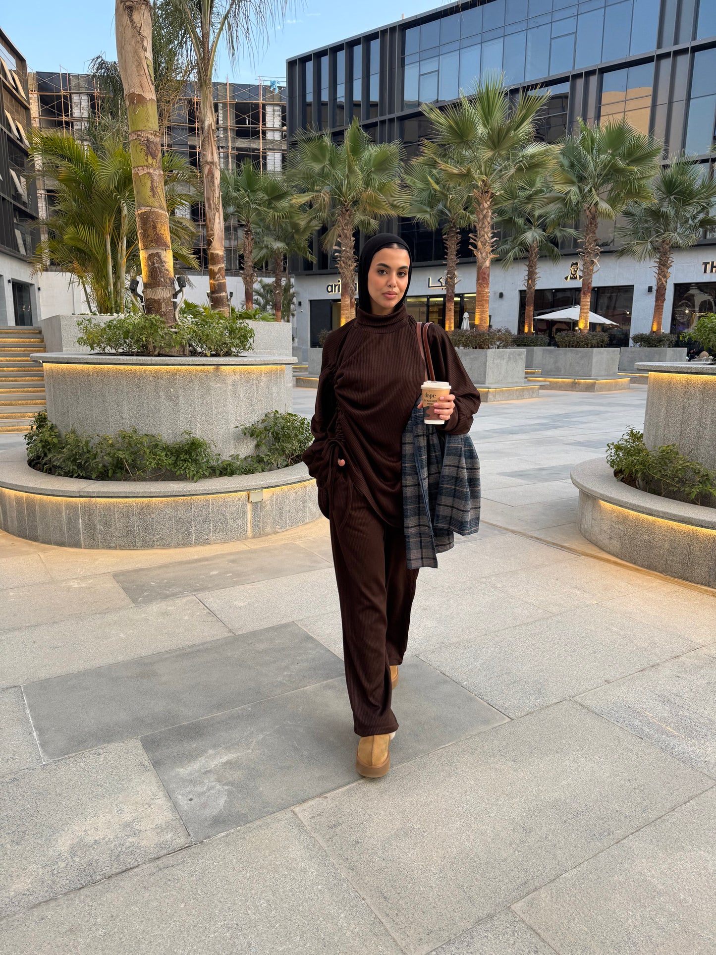 Qamreen Blouse |قَمَرَيْن بِلوزَةٌ