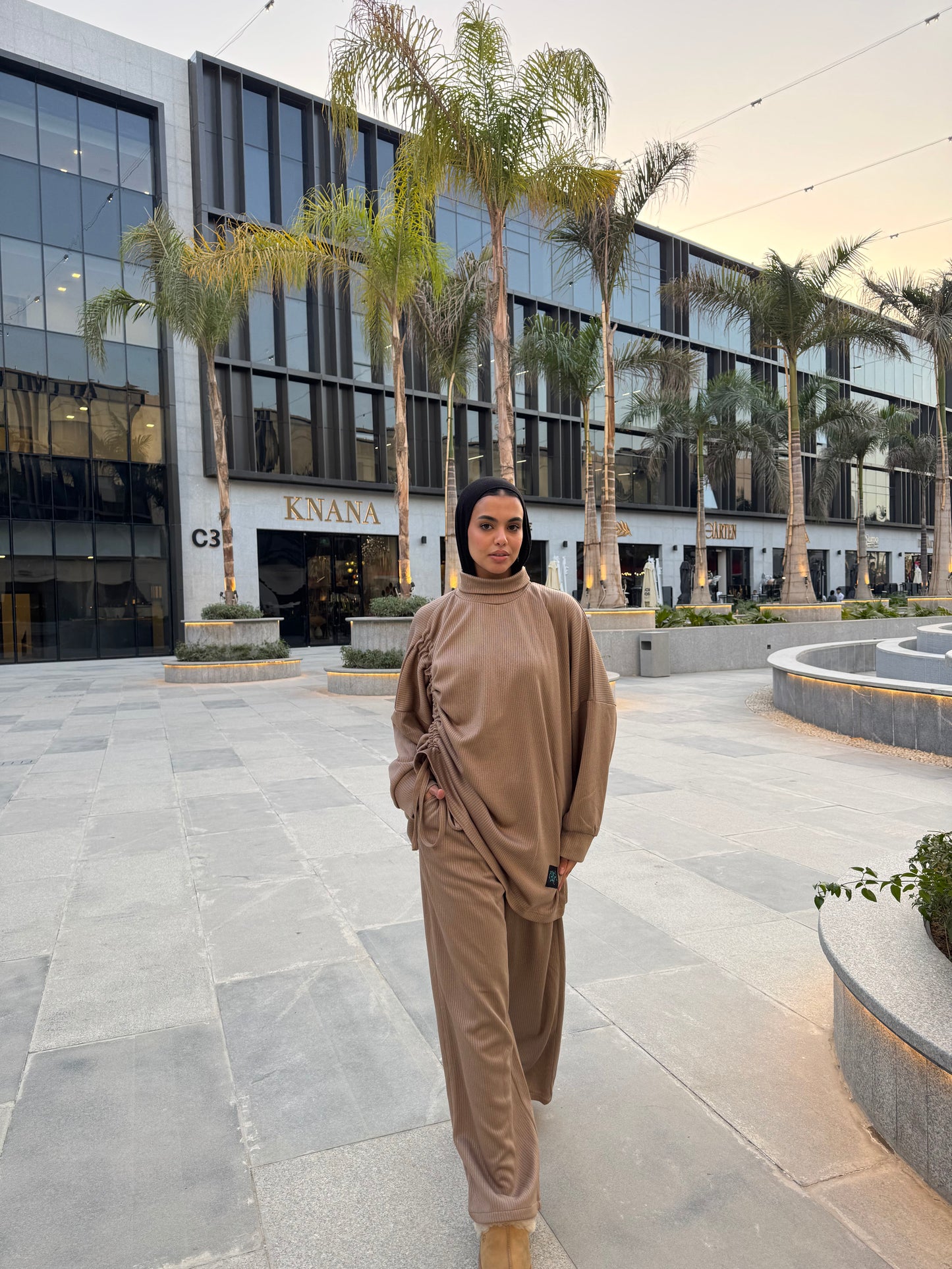 Qamreen Blouse |قَمَرَيْن بِلوزَةٌ