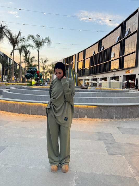 Qamreen Pants |قَمَرَيْن بَنْطَلُون