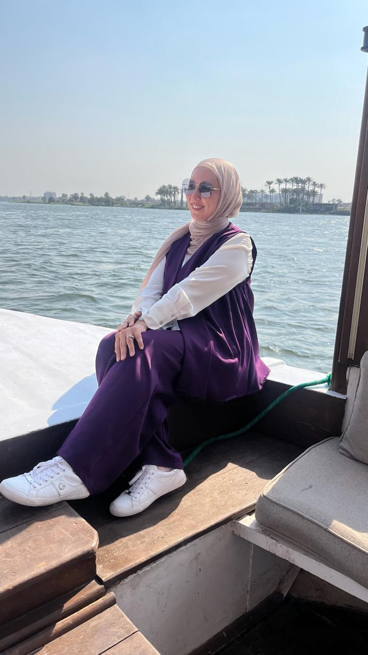 Taʾalluq Set - تَأَلُّق طَقْم