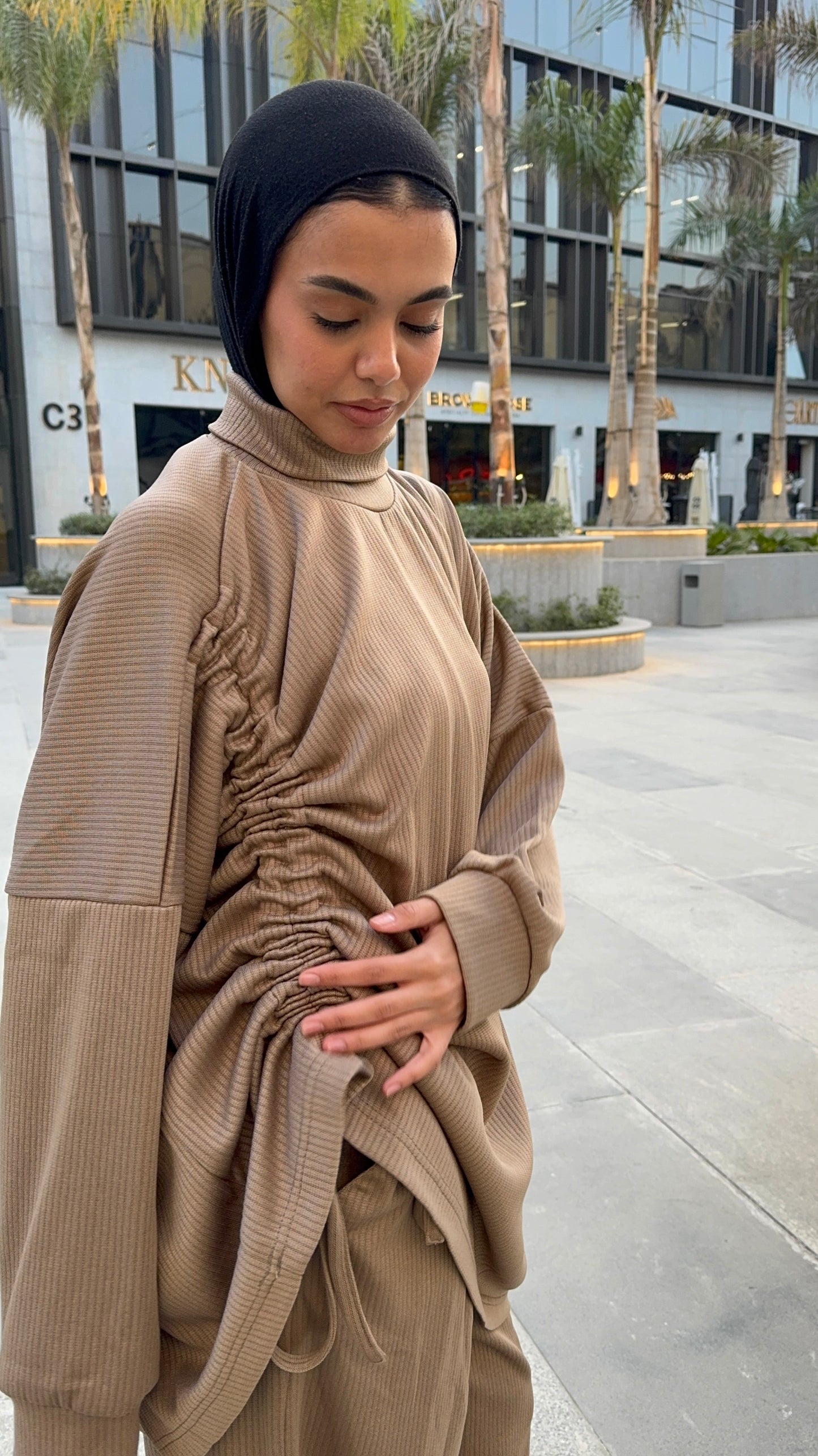 Qamreen Blouse |قَمَرَيْن بِلوزَةٌ